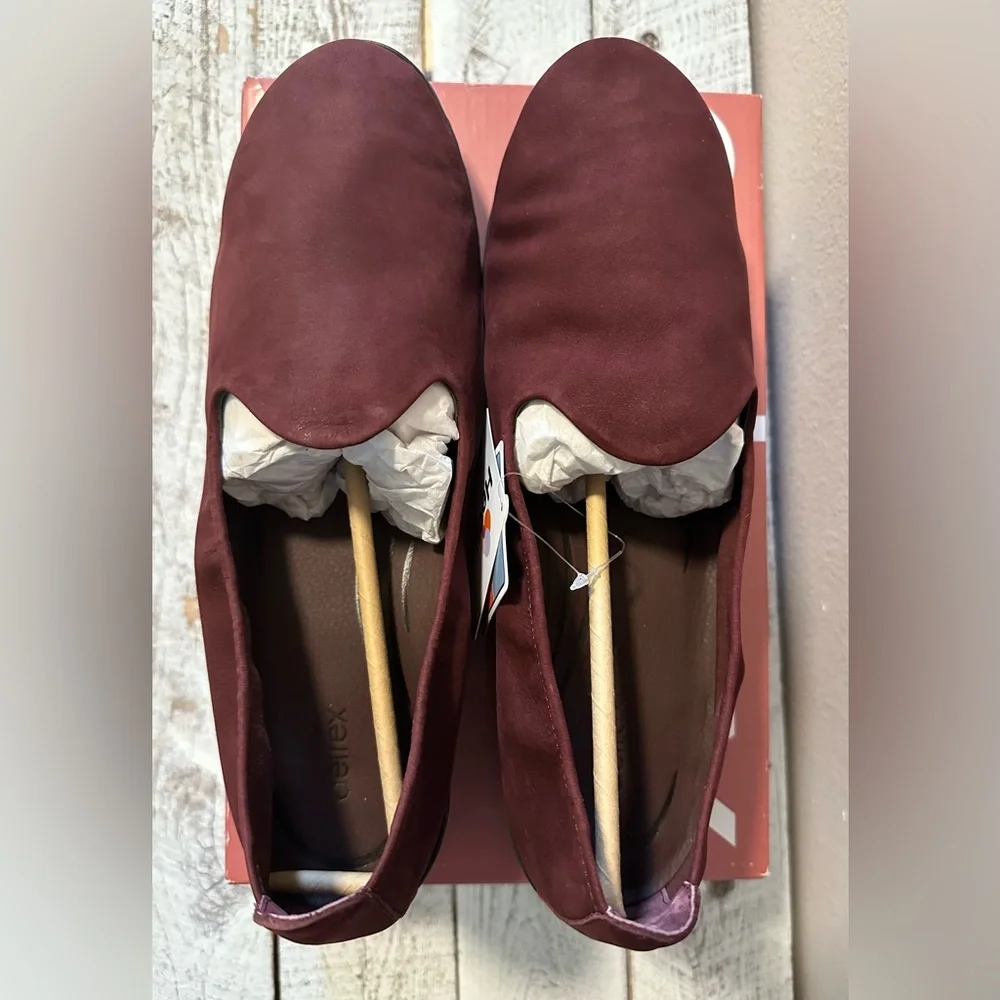 Aetrex Liz Slip-On Arch Support Shoe - NIB